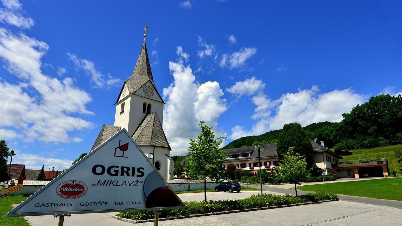 Gasthaus-Gostisce-Trattoria Ogris Ludmannsdorf Kültér fotó
