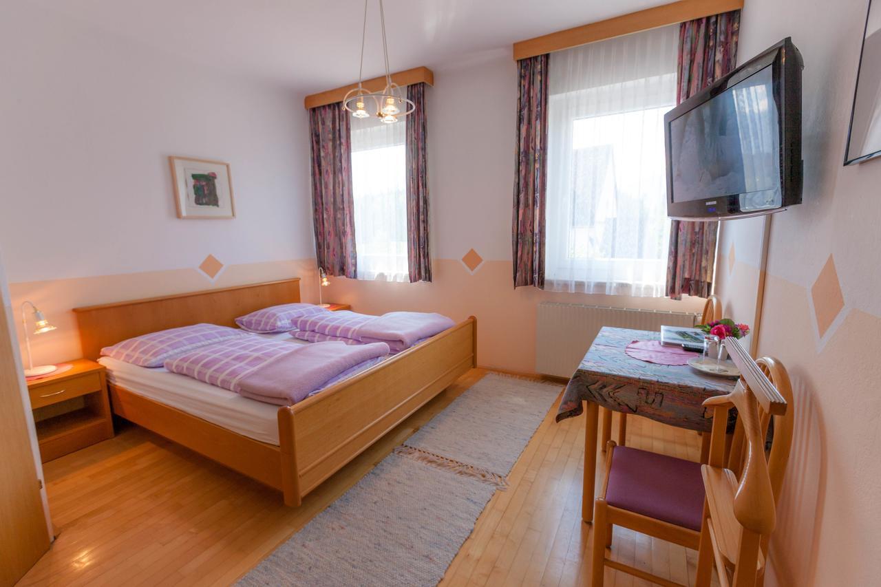 Gasthaus-Gostisce-Trattoria Ogris Ludmannsdorf Kültér fotó