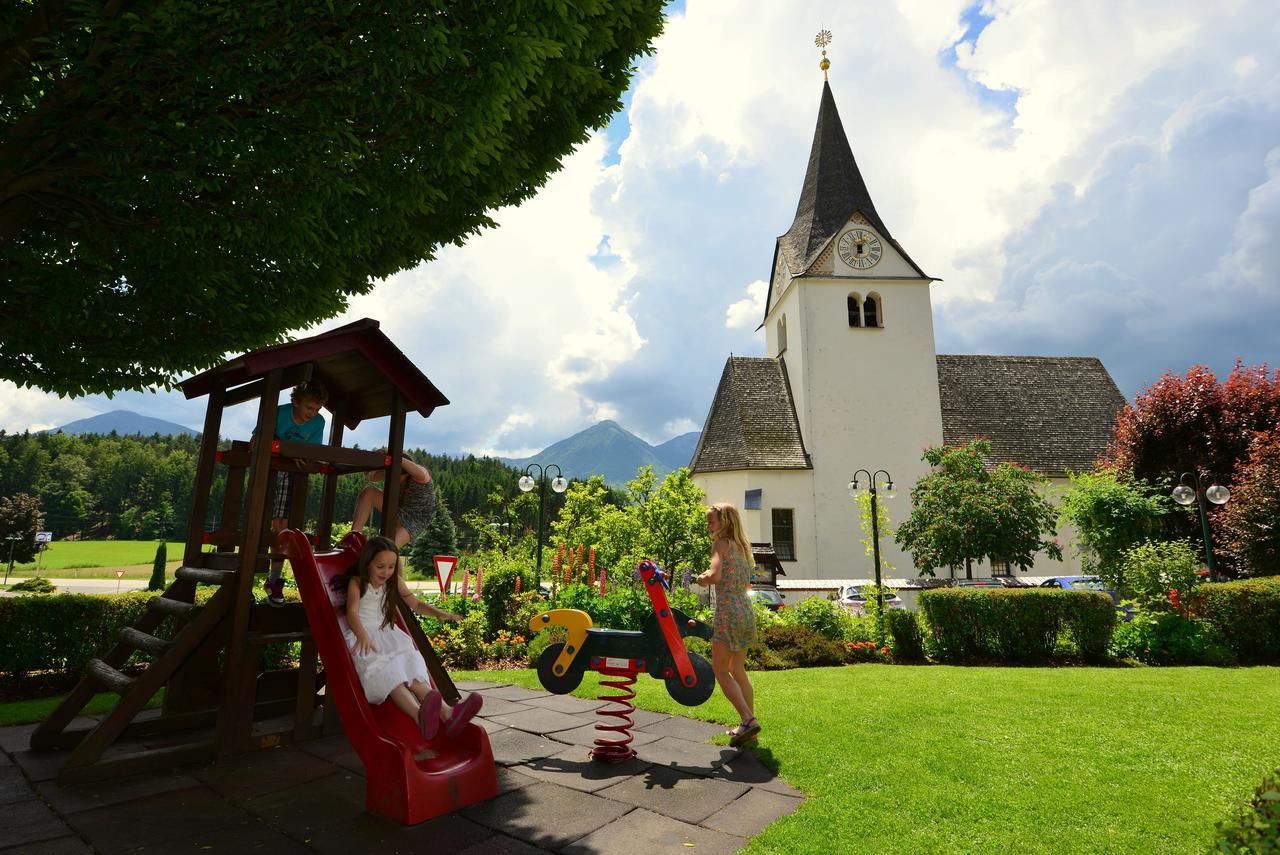 Gasthaus-Gostisce-Trattoria Ogris Hotel Ludmannsdorf Kültér fotó