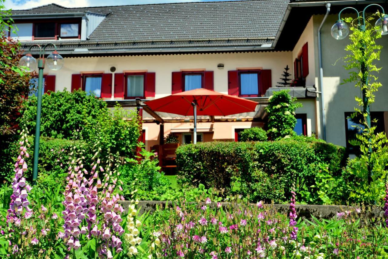 Gasthaus-Gostisce-Trattoria Ogris Hotel Ludmannsdorf Kültér fotó